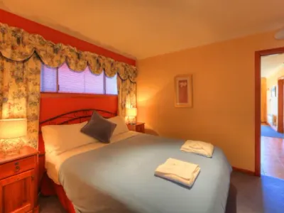 Search and Stay destination East Devonport, TAS - Australia from AU$ 170. Alice Beside The Sea - 2 Bedroom Apartment