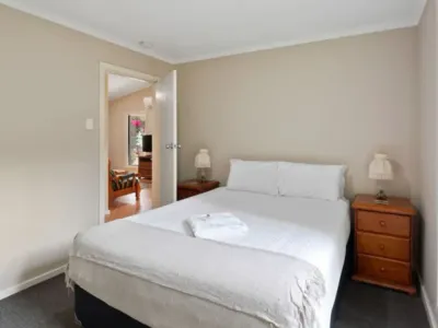 Search and Stay destination Ob Flat, SA - Australia from AU$ 230. Magnolia Chalet