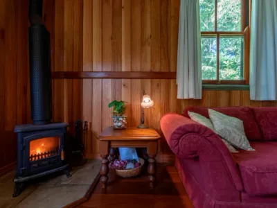 Search and Stay destination Mount Glorious, QLD - Australia from AU$ 205. Turkey's Nest - Macadamia Rainforest Suite