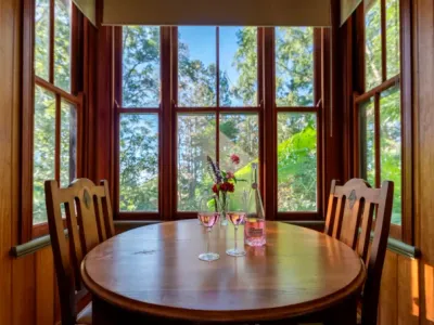 Search and Stay destination Mount Glorious, QLD - Australia from AU$ 205. Turkey's Nest - Macadamia Rainforest Suite