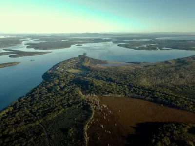 Search and Stay destination Green Point, NSW - Australia from AU$ 260. Lakeview Lodge