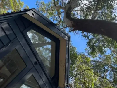 Search and Stay destination Yarramundi, NSW - Australia from AU$ 320. Glass Tiny River House