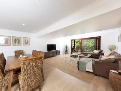 Search and Stay destination Green Point, NSW - Australia from AU$ 600. Songbird
