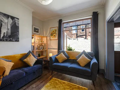 Search and Stay destination England - United Kingdom from AU$ 198. Knoclaid Sparkle Stays