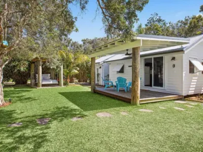 Search and Stay destination Mullaway, NSW - Australia from AU$ 250. Mullaway On The Beach - luxury beach cabin