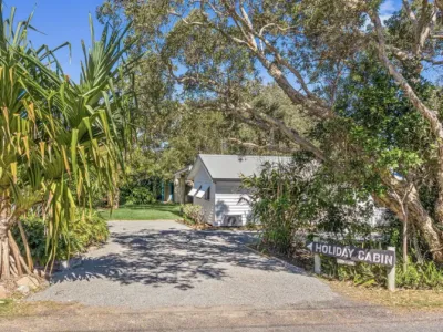 Search and Stay destination Mullaway, NSW - Australia from AU$ 250. Mullaway On The Beach - luxury beach cabin