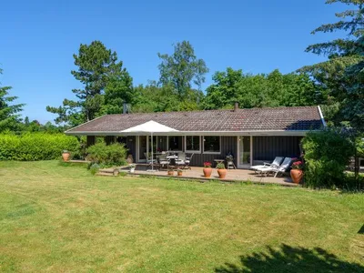 Search and Stay destination Tisvildeleje, Denmark from . "Naira" - 1.8km from the sea in Sealand