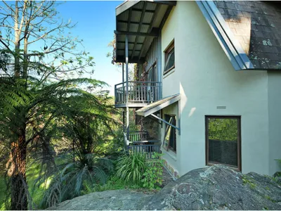 Search and Stay destination Faulconbridge, NSW - Australia from AU$ 258. Treetops/Hideaway