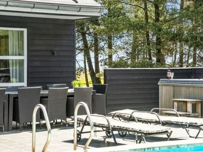Search and Stay destination Havneby, Denmark from AU$ 1,131. "Svanborg" - 3.7km from the sea in Western Jutland