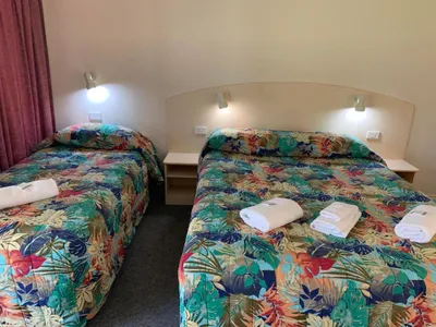 Search and Stay destination Hay South, NSW - Australia from AU$ 160. Outback Quarters Motel - Standard Double and Two Singles Bed Room