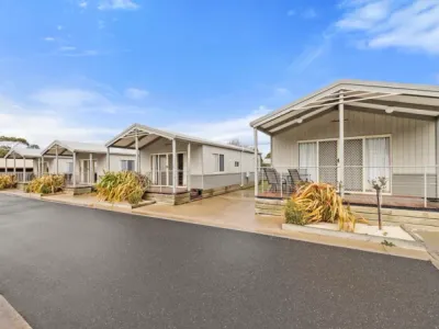 Search and Stay destination Apollo Bay, VIC - Australia from AU$ 200. Spa Cabin (sleeps 4)