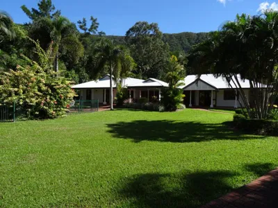 Search and Stay destination Kewarra Beach, QLD - Australia from AU$ 1,200. Shanee Prana
