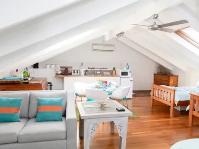 Search and Stay destination Meroo Meadow, NSW - Australia from AU$ 280. Family Friendly self contained Loft Studio