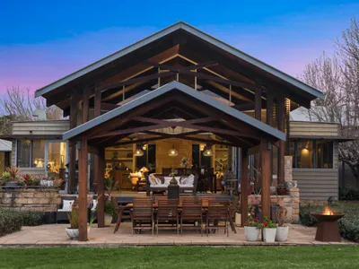 Search and Stay destination Meroo Meadow, NSW - Australia from AU$ 900. Belvoir Pavilions Country Retreat