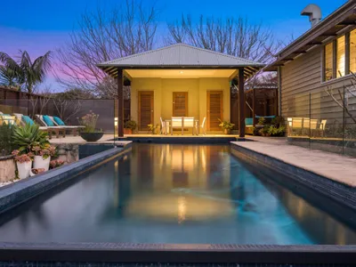 Search and Stay destination Meroo Meadow, NSW - Australia from AU$ 900. Belvoir Pavilions Country Retreat
