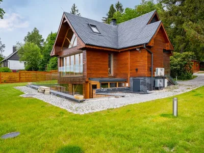 Search and Stay destination Luftkurort Lückendorf, SN - Germany from AU$ 420. Jeschkenpanorama
