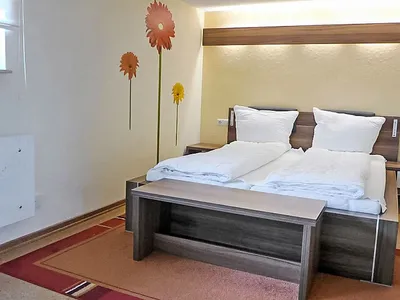 Search and Stay destination Schnett, TH - Germany from AU$ 231. Edelmann