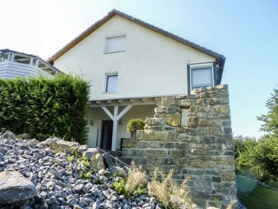 Search and Stay destination Lügde, NRW - Germany from AU$ 130. Am Kirchberg
