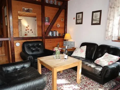 Search and Stay destination Unshausen, HE - Germany from AU$ 334. Clobes