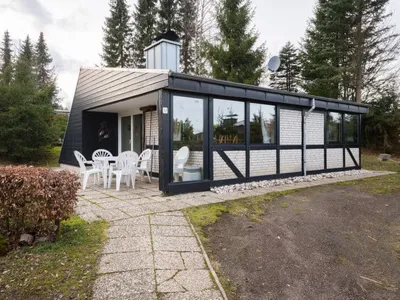 Search and Stay destination Ferienhausgebiet Hillenseifen, RP - Germany from AU$ 351. Waldferienpark Gerolstein