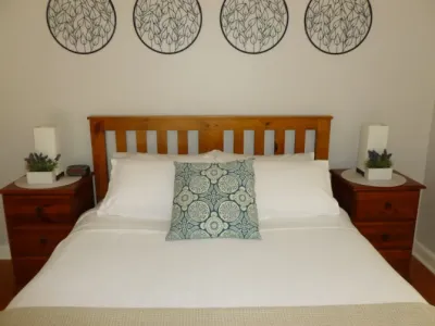 Search and Stay destination Port Lincoln, SA - Australia from AU$ 175. Oxford Holiday House