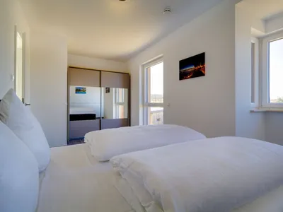 Search and Stay destination Großpösna, SN - Germany from AU$ 325. Kapitänskajüte