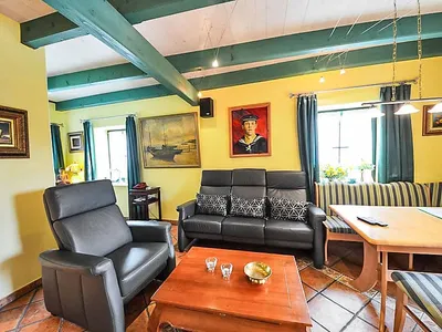 Search and Stay destination Groß Zicker, MV - Germany from AU$ 218. Kapitänshaus