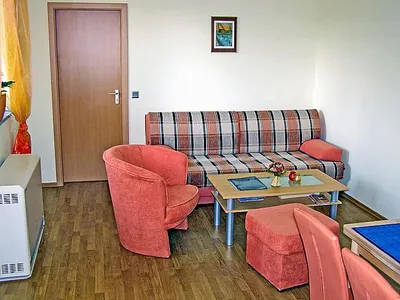 Search and Stay destination Krakow am See, MV - Germany from AU$ 102. Goetheallee