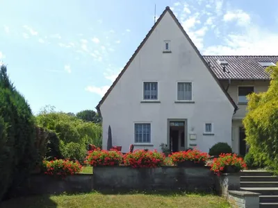 Search and Stay destination Lügde, NRW - Germany from AU$ 196. Haus am Berg der Osterräder