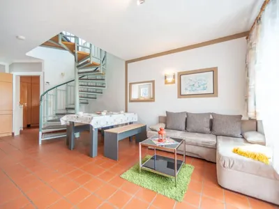 Search and Stay destination Zandt, BY - Germany from AU$ 132. Ferienhäuser Schlossberg