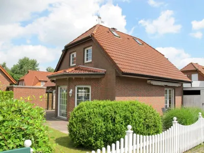 Search and Stay destination Hooksiel, NDS - Germany from AU$ 249. Christa (HOK110)