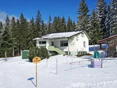 Search and Stay destination Bayerisch Eisenstein, BY - Germany from AU$ 206. Paula