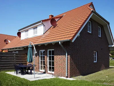 Search and Stay destination Burhave, NDS - Germany from AU$ 136. Korsar II