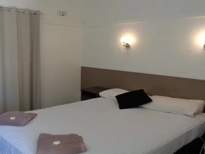 Search and Stay destination Queanbeyan, NSW - Australia from AU$ 130. Parkway Motel - Standard Double Room