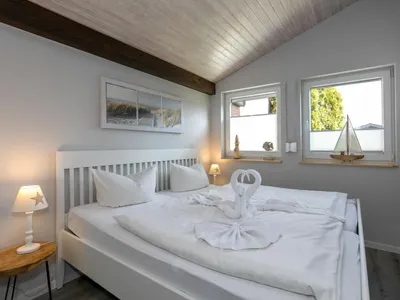 Search and Stay destination Fedderwardersiel, NDS - Germany from AU$ 193. Fedderwardersiel