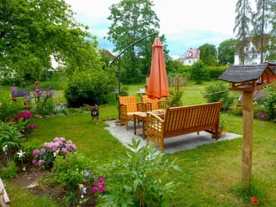 Search and Stay destination Hüfingen, BW - Germany from AU$ 325. Schmetterlingsgarten