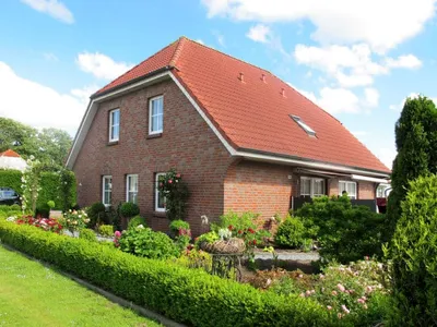 Search and Stay destination Wiarden, NDS - Germany from AU$ 119. Rosenboom