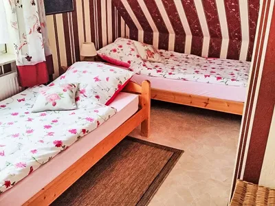 Search and Stay destination Pewsum, NDS - Germany from AU$ 225. Daija
