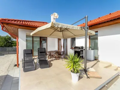Search and Stay destination Csisztafürdő, Hungary from AU$ 166. Emily