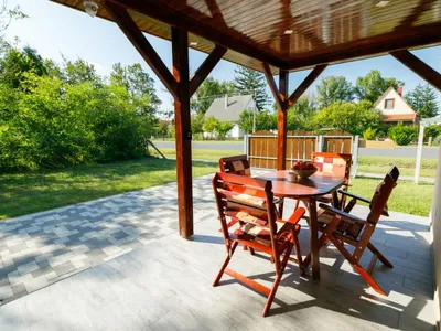 Search and Stay destination Balatonkeresztúr, Hungary from AU$ 372. Honey
