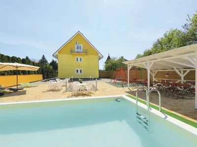 Search and Stay destination Balatonmáriafürdő, Hungary from AU$ 177. Amarillo 2