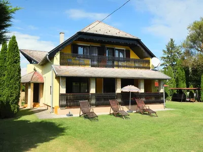 Search and Stay destination Balatonmáriafürdő, Hungary from AU$ 214. Akazie