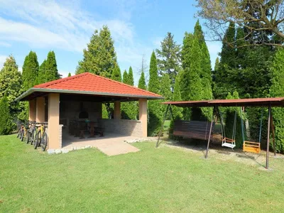 Search and Stay destination Balatonmáriafürdő, Hungary from AU$ 214. Akazie