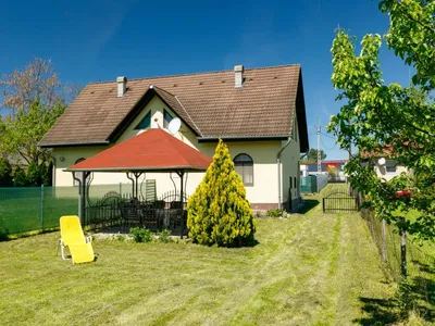 Search and Stay destination Balatonfenyves, Hungary from AU$ 162. Csilla