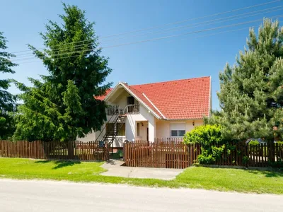 Search and Stay destination Balatonőszöd, Hungary from AU$ 140. Scarlett 2