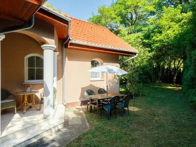 Search and Stay destination Balatonőszöd, Hungary from AU$ 269. Capella
