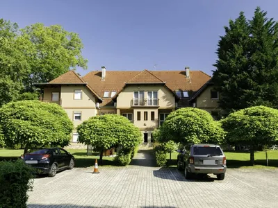 Search and Stay destination Balatonföldvár, Hungary from AU$ 178. Catalpa