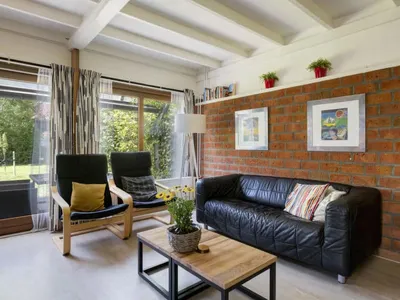 Search and Stay destination Eanjum, FR - Netherlands from AU$ 195. De Schans