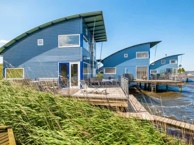 Search and Stay destination Eanjum, FR - Netherlands from AU$ 338. Rietwoning 16