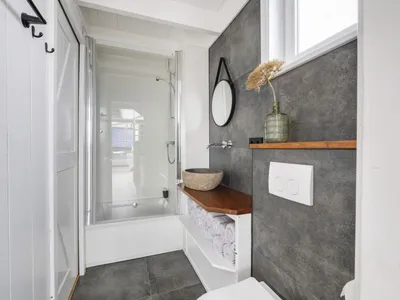 Search and Stay destination Woudsend, FR - Netherlands from AU$ 336. Harboursuite incl. boot